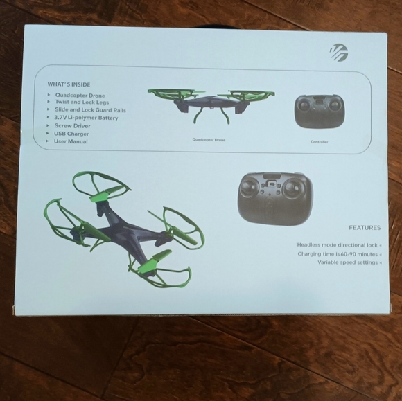 Brand NEW in Box SkyHornet Quadrocopter Drone - Picture 3 of 4